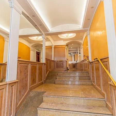 Junto A La Basilica Del Pilar 公寓 *